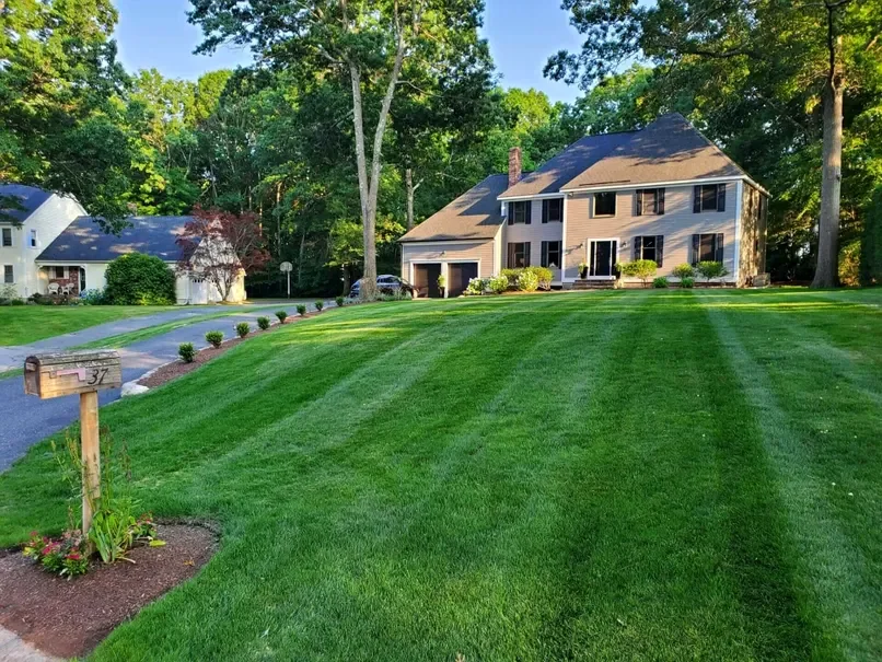 A&R maintained striped residential lawn
